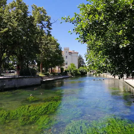 Le Petit - 15 M2 - Centre - Sorgue A 50 M Apartment *